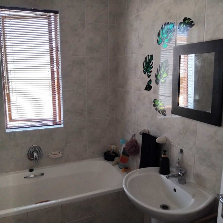 To Let 3 Bedroom Property for Rent in Brackenfell South Western Cape